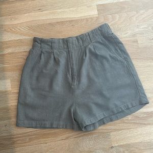 Everve Shorts Medium